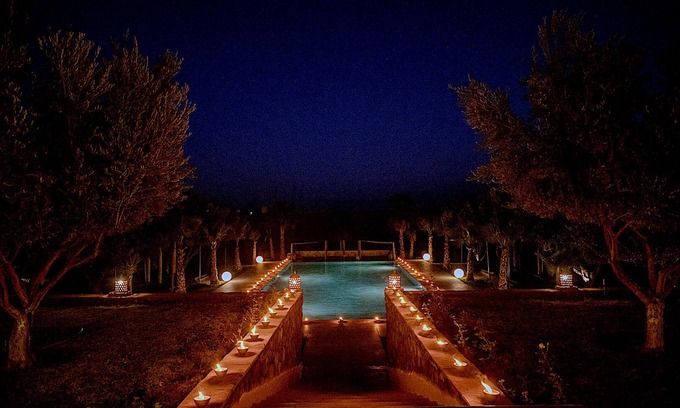 Oumnass Villa | Cosy Villa Escape, 38 Guests, Big Pool, Catering, Massages