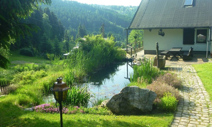 Klingenthal House | Cottage for up to 3 persons and pet with fireplace, sauna, satellite TV, toilet, bathtub