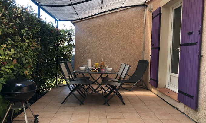 Saint-Christol-Les-Ales House | Cottage 'Gite Le Murier Platane' with Wi-Fi and Air Conditioning