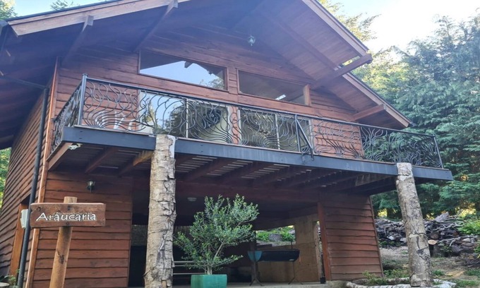 Villarrica Cabin | Cottage, inserted in condominium with heated swimming pool