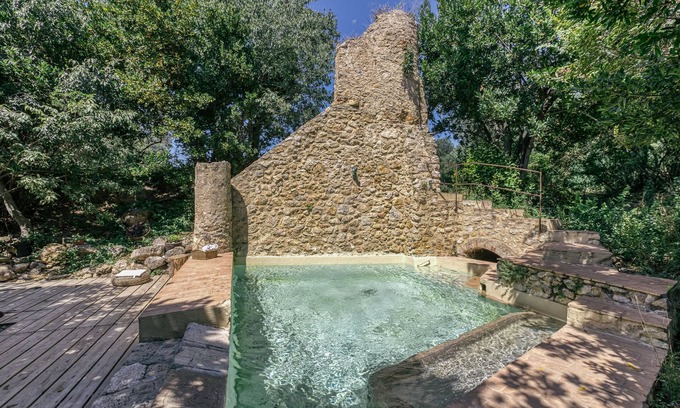 Vilanant House | Cottage 'Mas Coquells Rural' with Private Pool, Private Garden and Wi-Fi