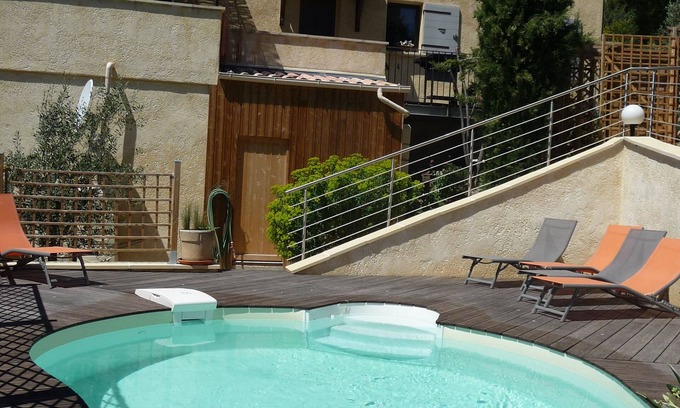 Aubres Villa | Cottage "The Thousand Flowers" in Drôme Provençale