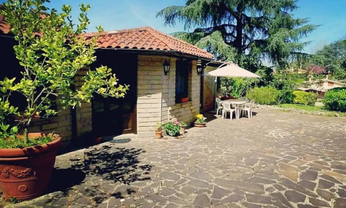 Montelarco House | Cottage with Private Garden near Rome Country Home