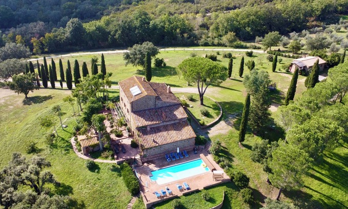 Castiglione della Pescaia Apartment | Country Villa Podere Follona - Apartment Felicita