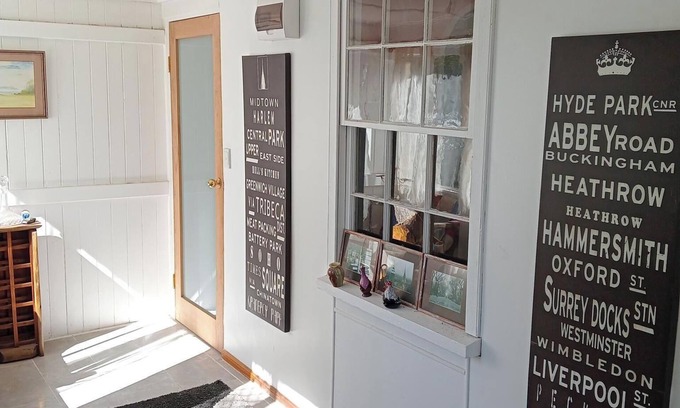 Monkland House | Country cottage in secluded location .peaceful and relaxing