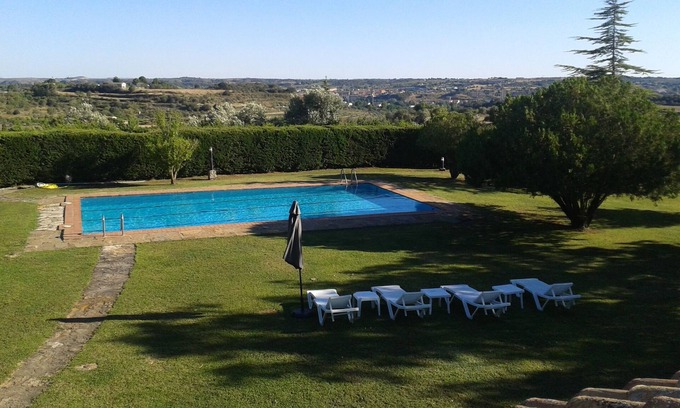 Barbastro House | country holiday home - Barbastro