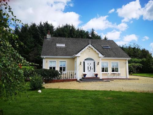 Knockaderry Cross Roads House | Country home in coolkenno, near Tullow & Shillelagh Wicklow