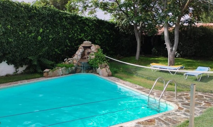 Olmedo Apartment | Country house 2 bedrooms - 6 people: Cozy country house