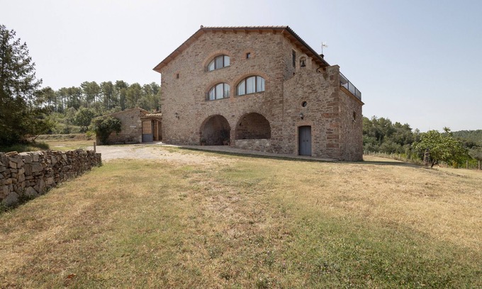 Santa Maria d'Olo House | Country House 'Mas Torigues' with Mountain View, Private Pool and Wi-Fi