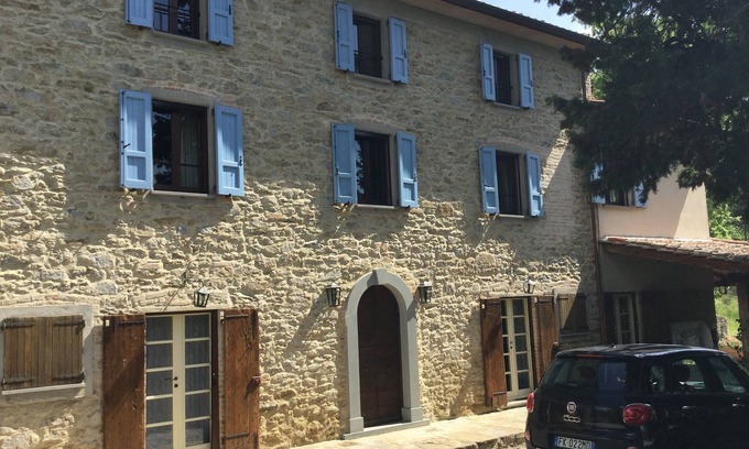 Monte Santa Maria Tiberina Other | Country house, heated pool, 4 en-suite bedrooms, stunning views sleeps 8 wi-fi