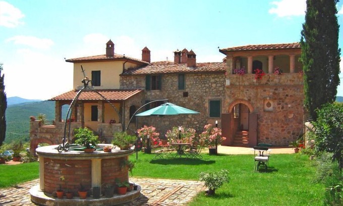 Siena Apartment | Country House in Tuscany with Panoramic Views