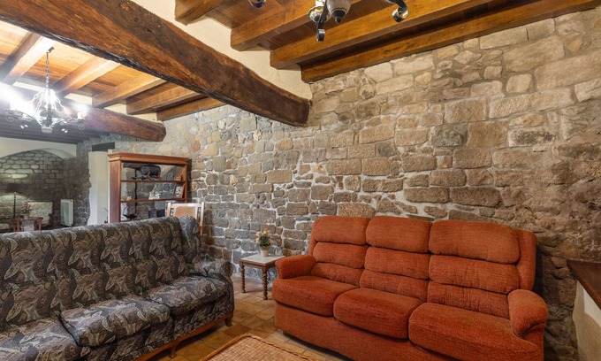 Centelles House | Country House 'Mas Vinyoles' with Mountain View, Private Pool and Wi-Fi