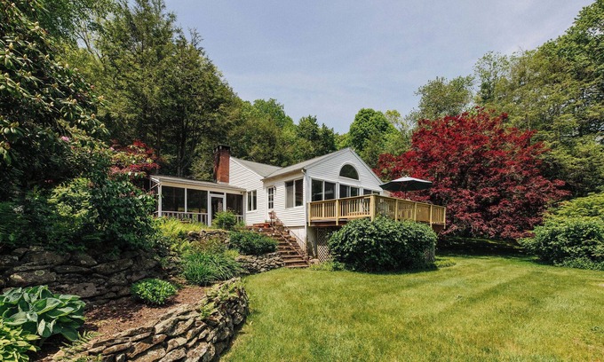 Kent House | COUNTRY RETREAT WITH POOL 10 MN FROM KENT CT
