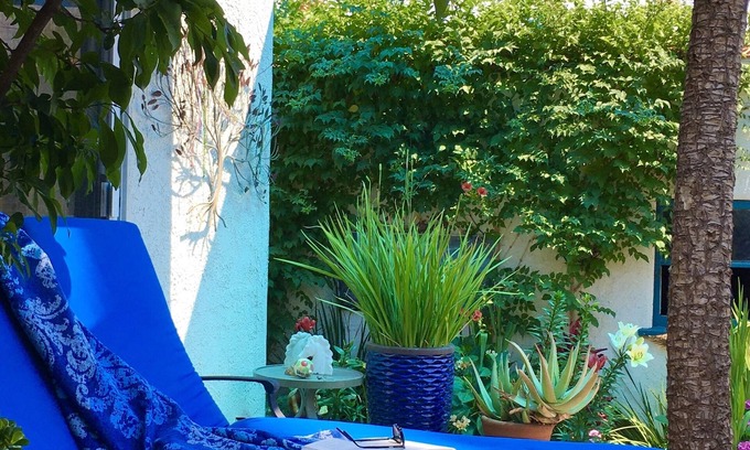 Northeast House | COUPLES OR SINGLE FAMILY ONLY/%100 refund at all times if not happy