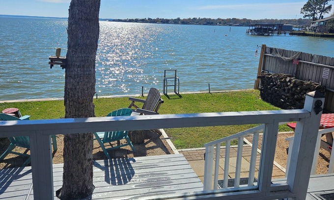 Pointblank Cabin | Couples Retreat on Lake Livingston TX