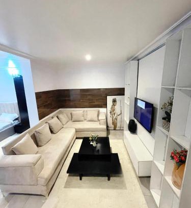 Ikeja Apartment | Cozy 1-BDR - Free Wi-Fi & Mins DRV to Airport