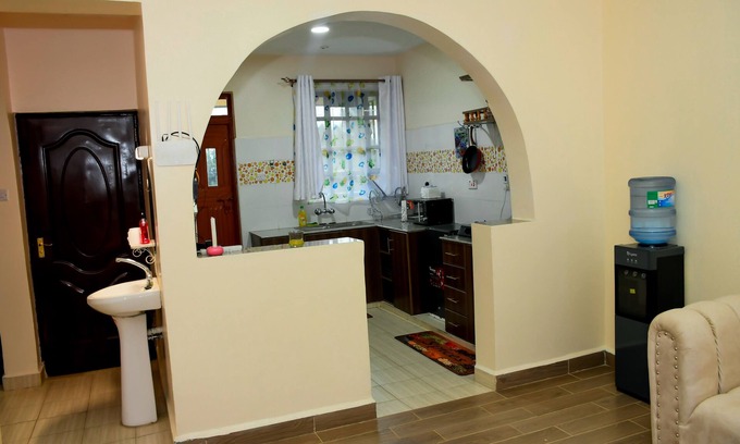 Nanyuki Apartment | Cozy 1-bedroom apartment inNanyuki with Free Wi-fi, fully furnished kitchen