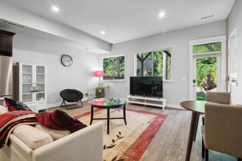 Sammamish Apartment | Cozy 1BR Retreat in Sammamish apts