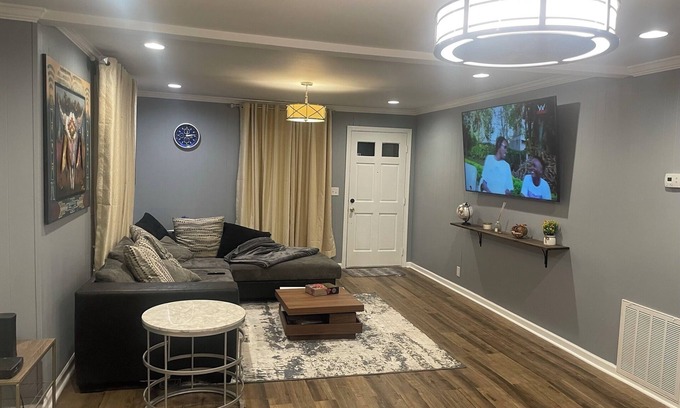 Winston - Salem House | Cozy 2 bed room