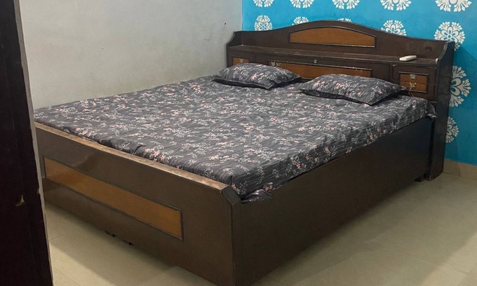 South West Apartment | Cozy 2-bedroom apartment with WiFi, AC in fantastic New Delhi