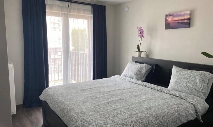 Heilig Kerst Apartment | Cozy 2-bedroom apartment in charming Gent with fitness area, + Fiber WiFi