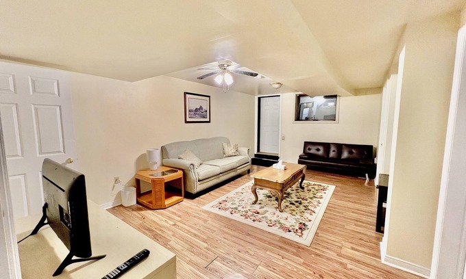 York Regional Municipality Apartment | Cozy 2BR Basement Apt in Newmarket