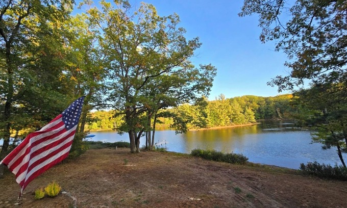 Hayward Cabin | Cozy A-Frame cabin in Hayward on Chippewa Flowage, sleeps 6, RV electrical