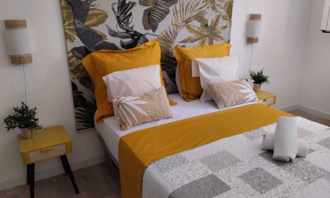 Fontaine de Moutte Apartment | Cozy and charming apartment in Fort-de-France with WiFi, AC