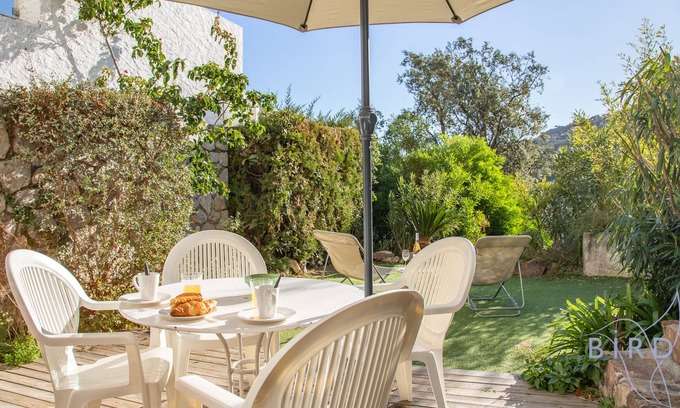 Mandelieu-La-Napoule Apartment | COZY APARTMENT, BEAUTIFUL DOMAIN, SWIMMING POOL, TENNIS AND SEA OVERVIEW