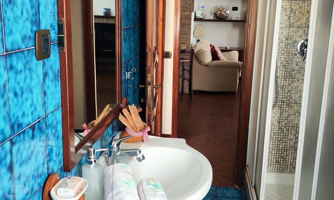 San Felice Circeo Apartment | Cozy apartment with parking, close to the sea and center