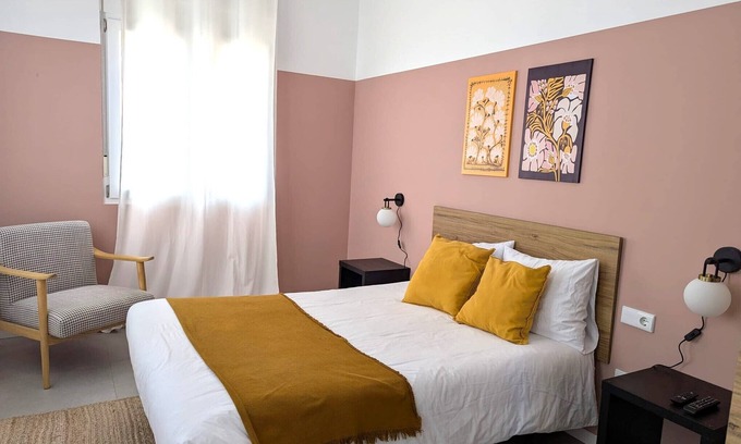 El Cabanyal Apartment | Cozy Apartment 5 Minutes from the Beach 3A