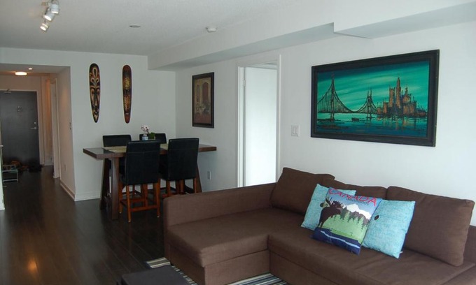 CityPlace Apartment | Cozy Apartment + Balcony Next to CN Tower/Rogers/MTCC (Fit 6)