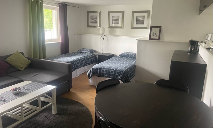 Farsta Apartment | Cozy apartment in a nice and quiet residential area close to nature.