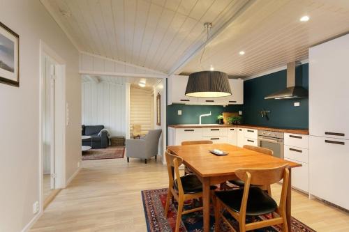 Bjorli Apartment | Cozy apartment with pool