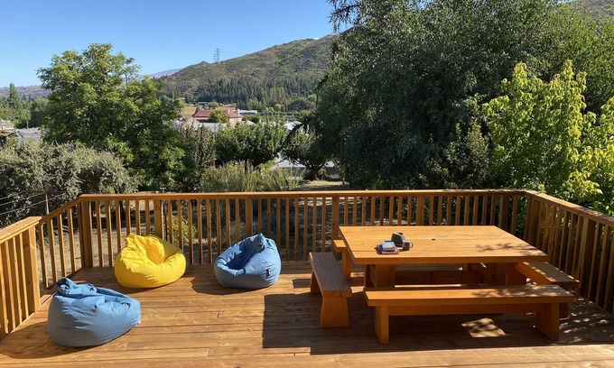 Clyde House | Cozy Bach - perfect location