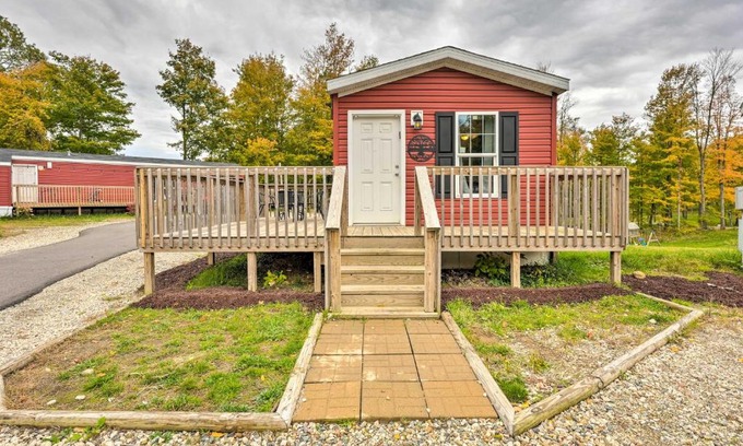 Cassopolis House | Cozy Cassopolis Retreat on Little Fish Lake!