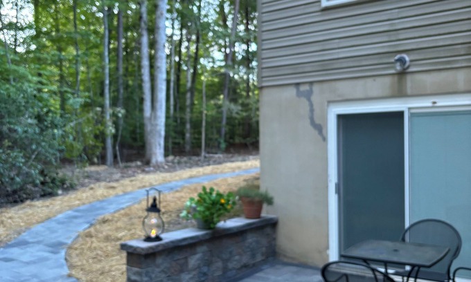 Port Republic Apartment | Cozy centrally located studio with WiFi and AC in peaceful Port Republic, MD