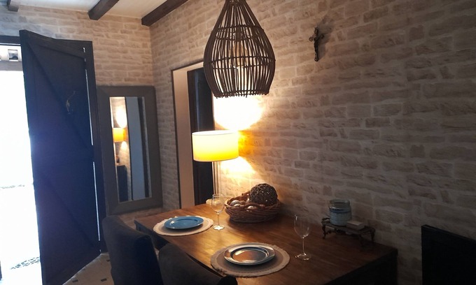 Soturac Ski Chalet | Cozy chalet in nice Soturac with WiFi