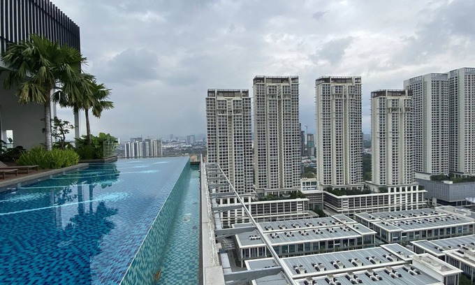 Bandar Tun Razak Condo | Cozy condo (4 pax) with Wi-Fi & city view