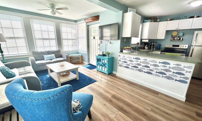 Candler Cottage | Cozy Cottage At Lake Weir