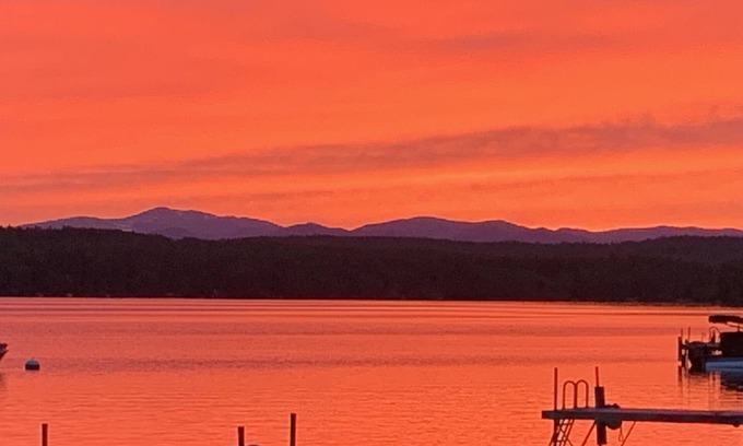 Bridgton Cottage | Cozy Cottage near Shawnee Peak on Highland Lake close to downtown BRIDGTON!