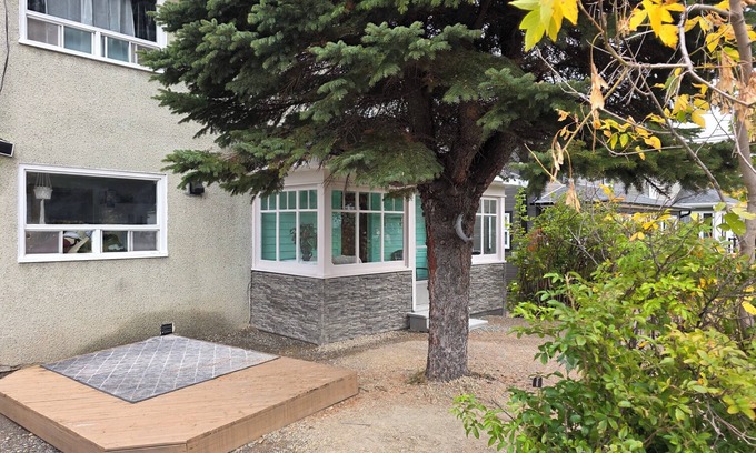 Campbellton Apartment | Cozy DowntownnCampbellton - Walk to Cafésn& Shops
