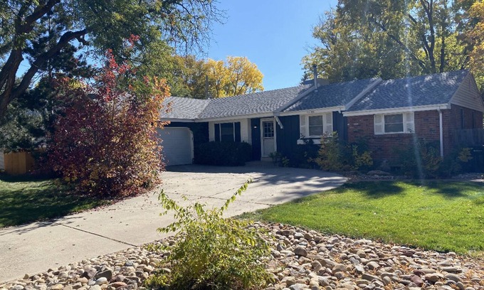 Northwest Arvada House | Cozy Family Vacation Home in Arvada 3 Bed/2 Bath Driveway and Fenced Yard