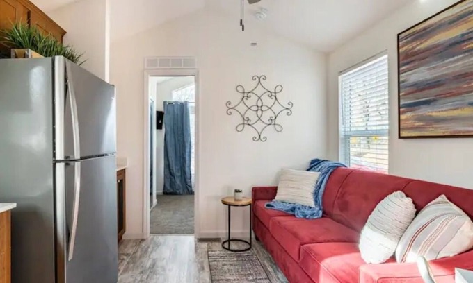 Phoenix Lake-Cedar Ridge House | Cozy haven, 2 bed 1 bath, high speed WiFi, Fully furnished, no cleaning fees