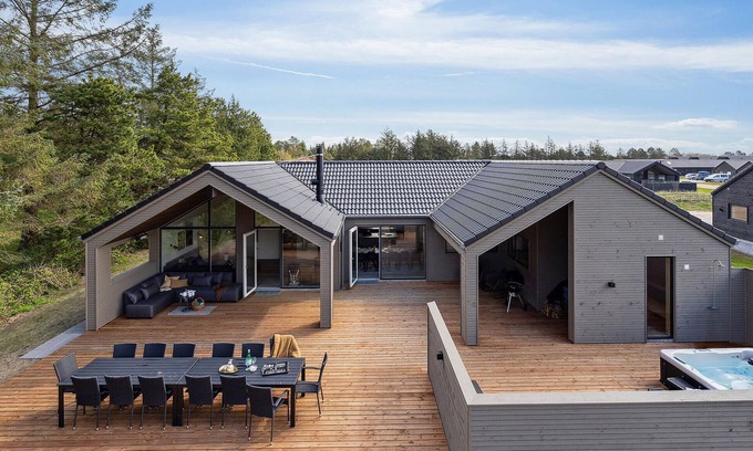 Skastrup House | Cozy home in Bogense with sauna