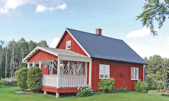 Dalskog House | Cozy home in Dalskog with kitchen