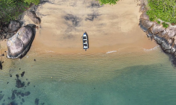 Tabatinga House | Cozy house, on a 50m beach.