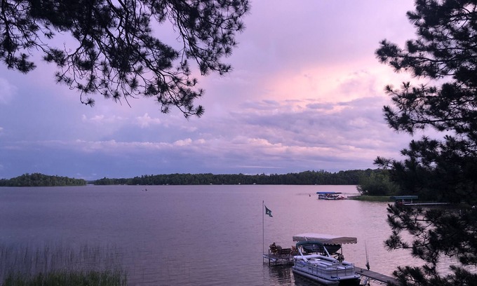 Remer Cabin | Cozy lakefront chalet with cedar hot tub + stunning lake views
