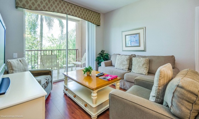 Florida Central Atlantic Coast Condo | Cozy Lakeview Condo w/ Private Balcony!