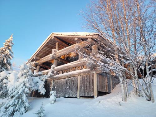 Rukatunturi Ski Chalet | Cozy log cabin with a view of Ruka